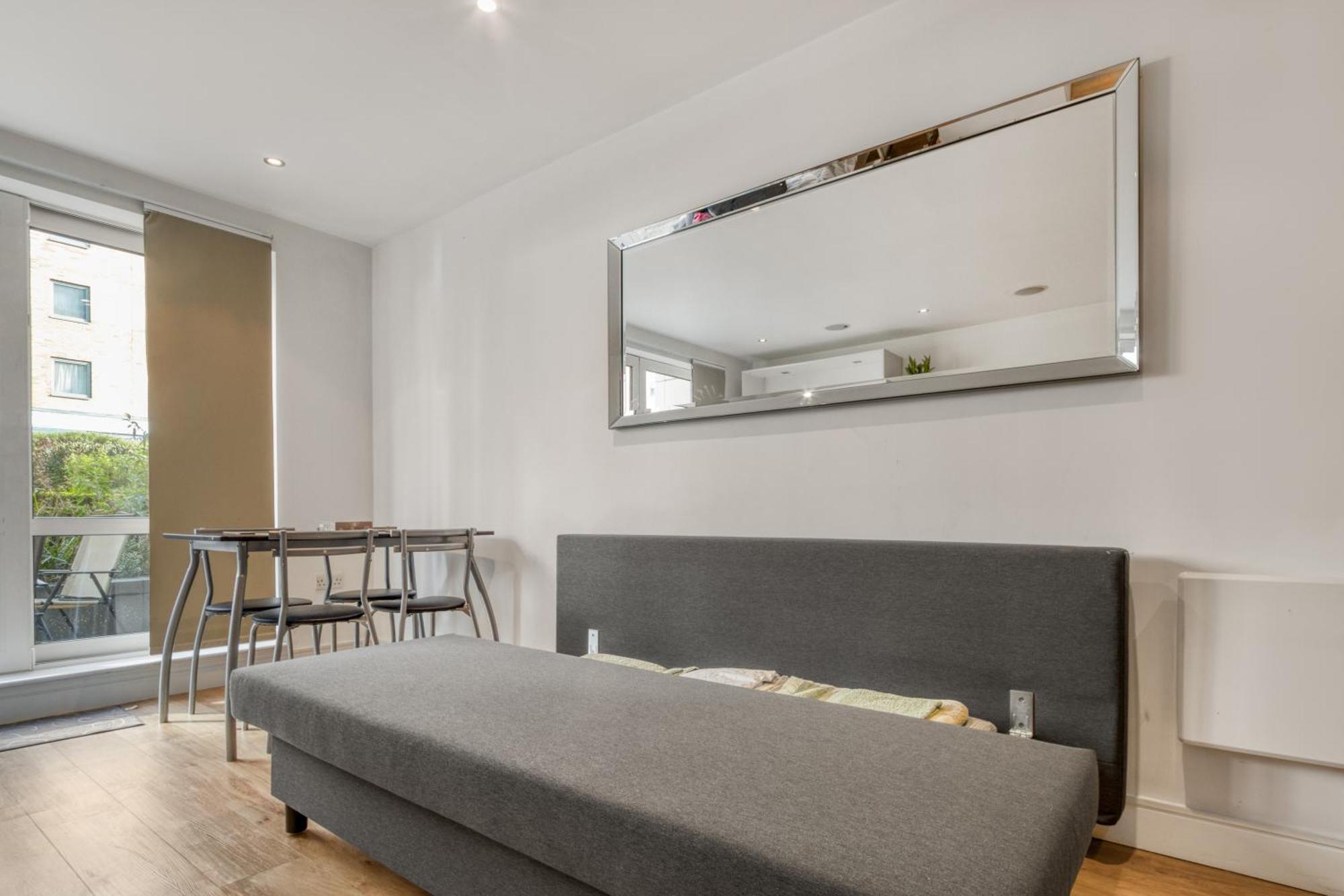Modern Chic Studio Chelsea Daire Londra Dış mekan fotoğraf